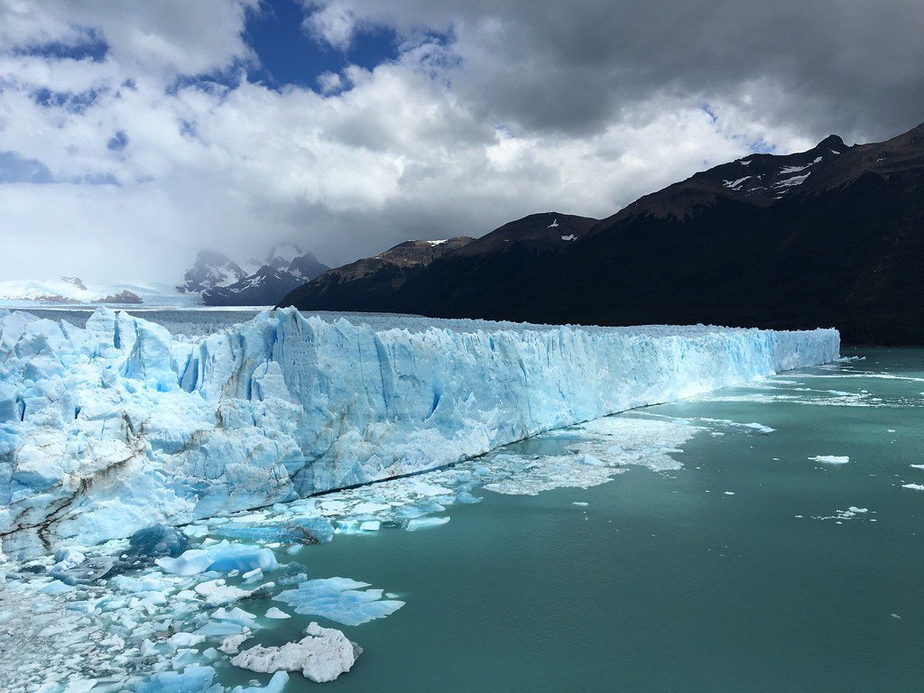 Sus impresionantes glaciares⁤ y lagos cristalinos