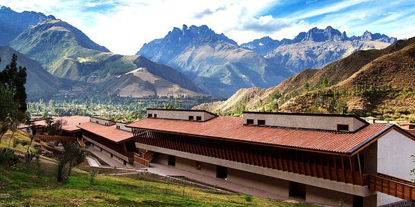 Explora la diversidad de‌ flora ​y ⁢fauna en el refugio