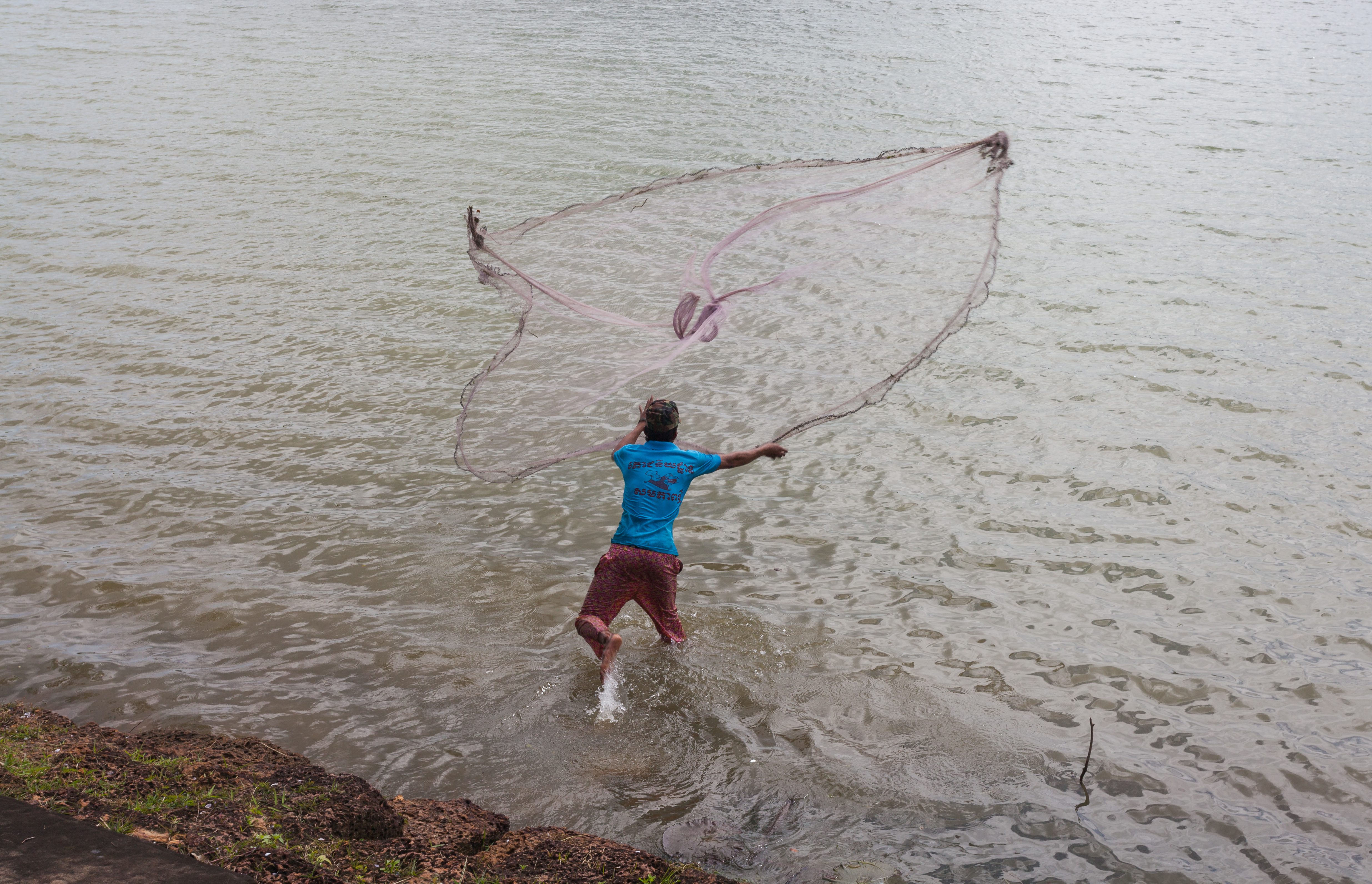 Disfruta de un día de pesca en los pintorescos⁢ lagos