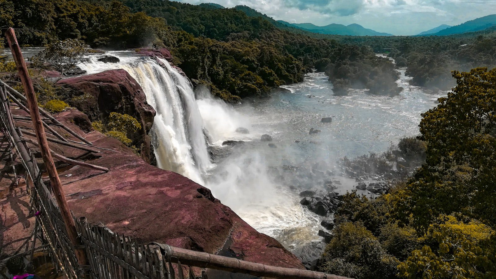 Cascadas majestuosas que te‍ dejarán sin aliento