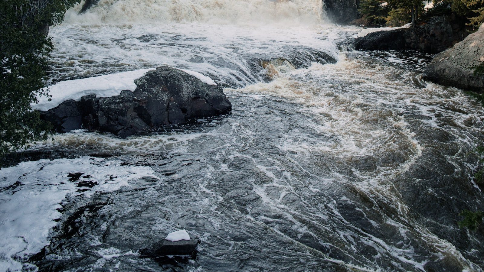 Descubre la historia y la magia detrás de Latourell Falls