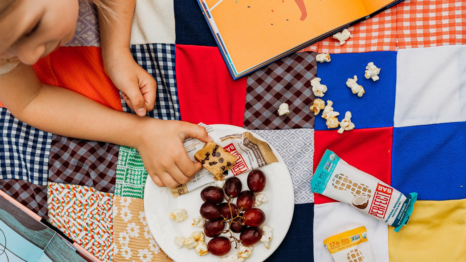 Picnic rodeado ‍de⁣ la exuberante vegetación sureña