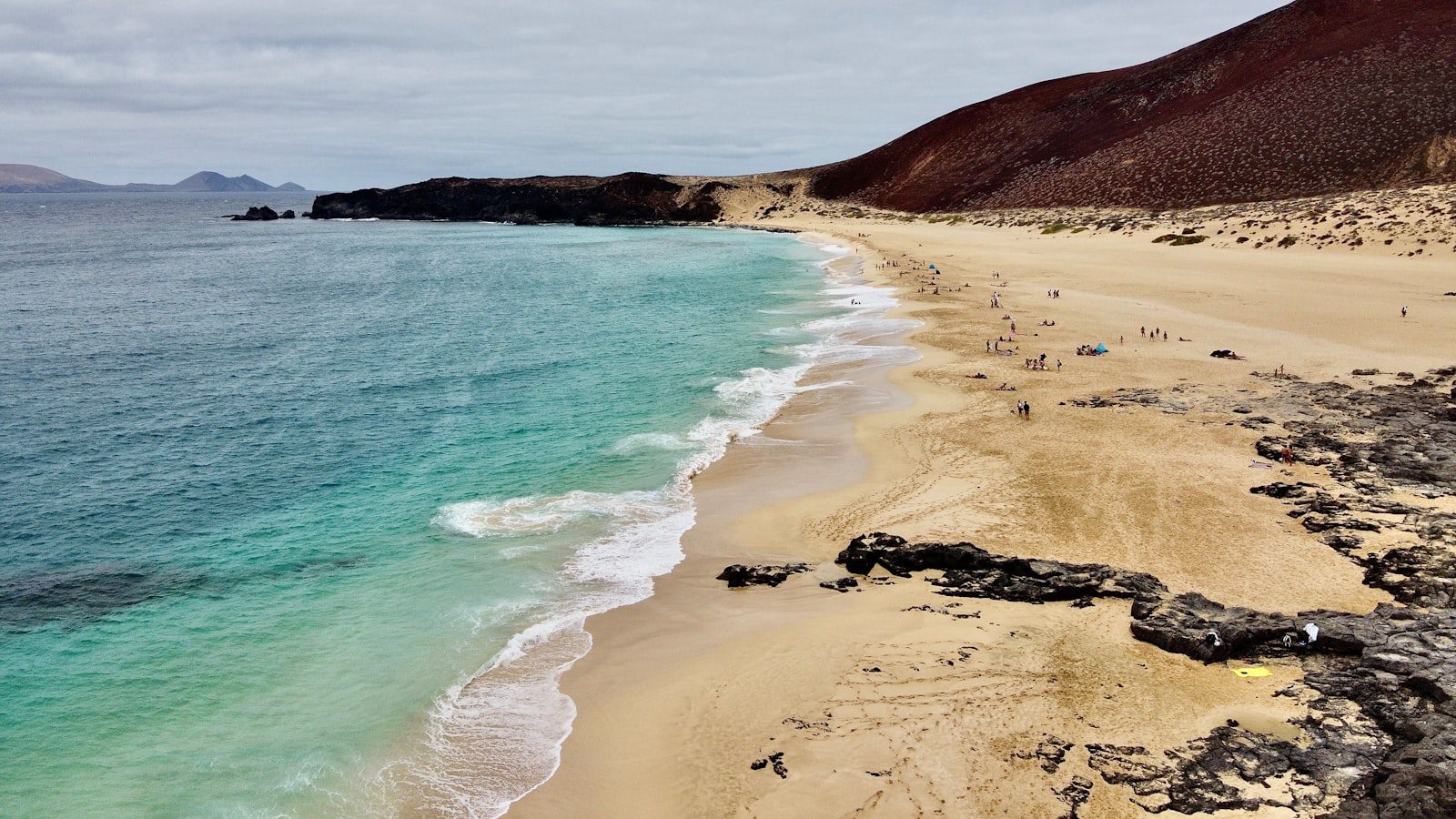 Disfrutando de⁢ las Playas Vírgenes