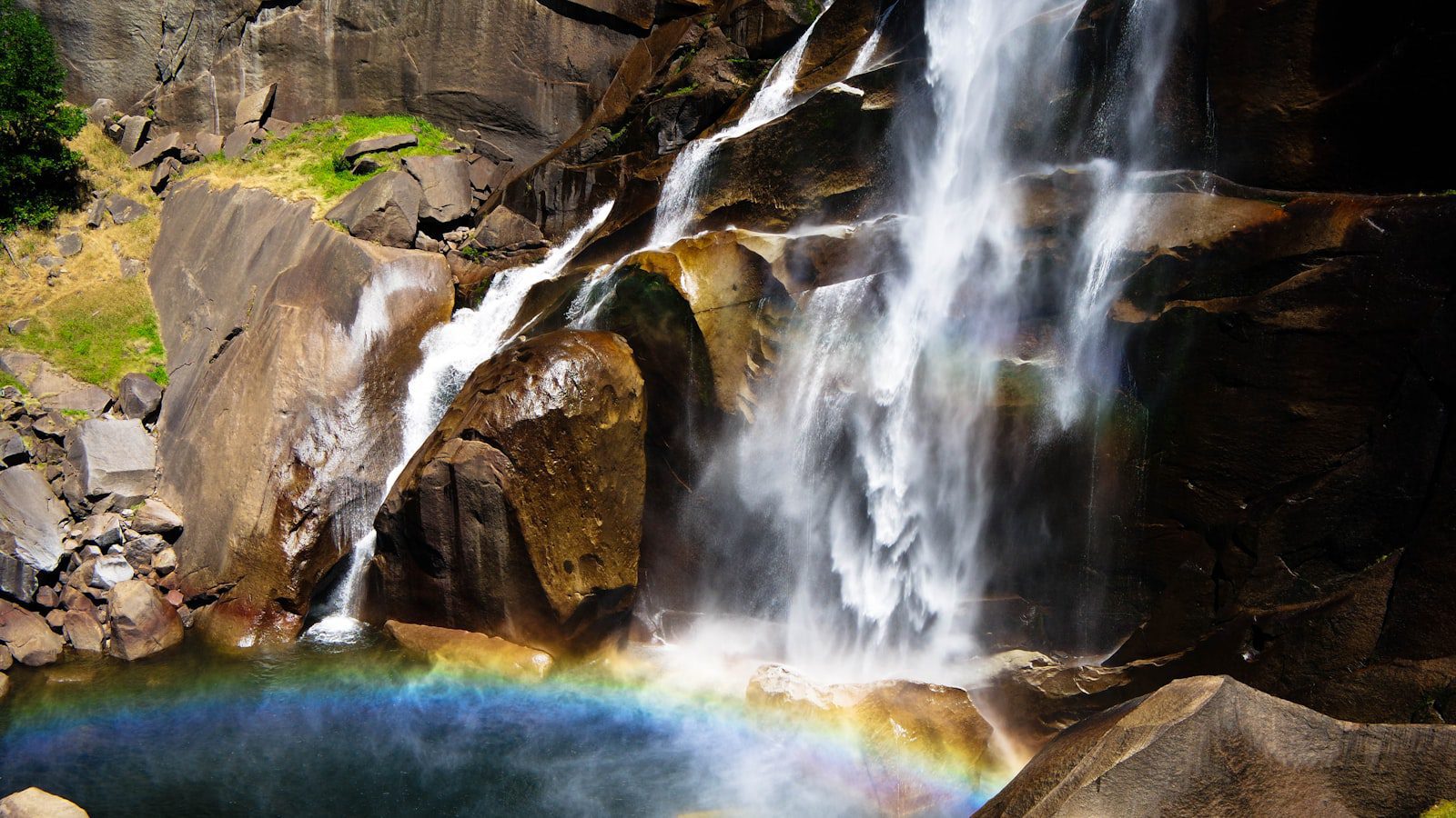 Descubre cascadas impresionantes ⁤en Ozark National Forest